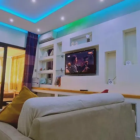 Garden Flat Apartment