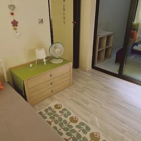 Apartment Garden Flat Larnaca