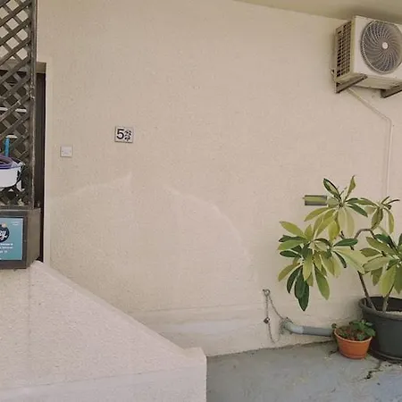 Garden Flat Apartment Larnaca