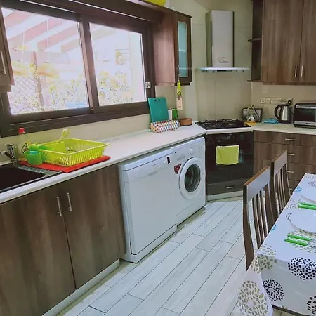 Apartment Garden Flat Larnaca